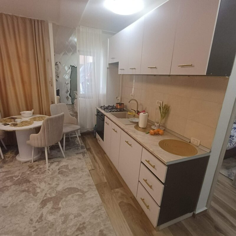 Tineretului, Militari Residence